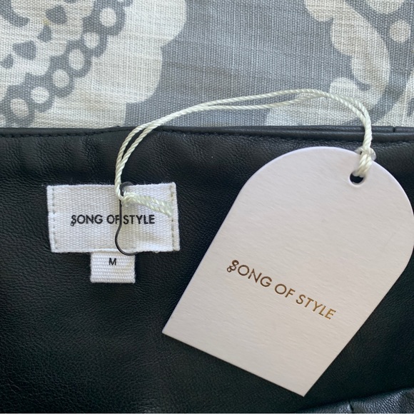 NEW Song of Style Revolve Suzie Leather Pants (Sz M) Belted Crop Black - Picture 13 of 15